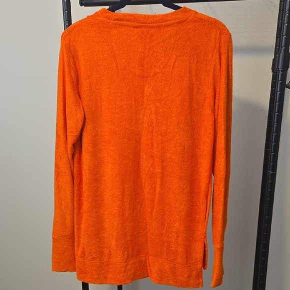 Pressbox Orange and White Crew Neck Sweater with Paw Print NWOT - Picture 6 of 7